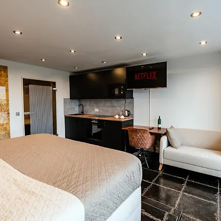 Apartment In Naehe Hamburg Halstenbek